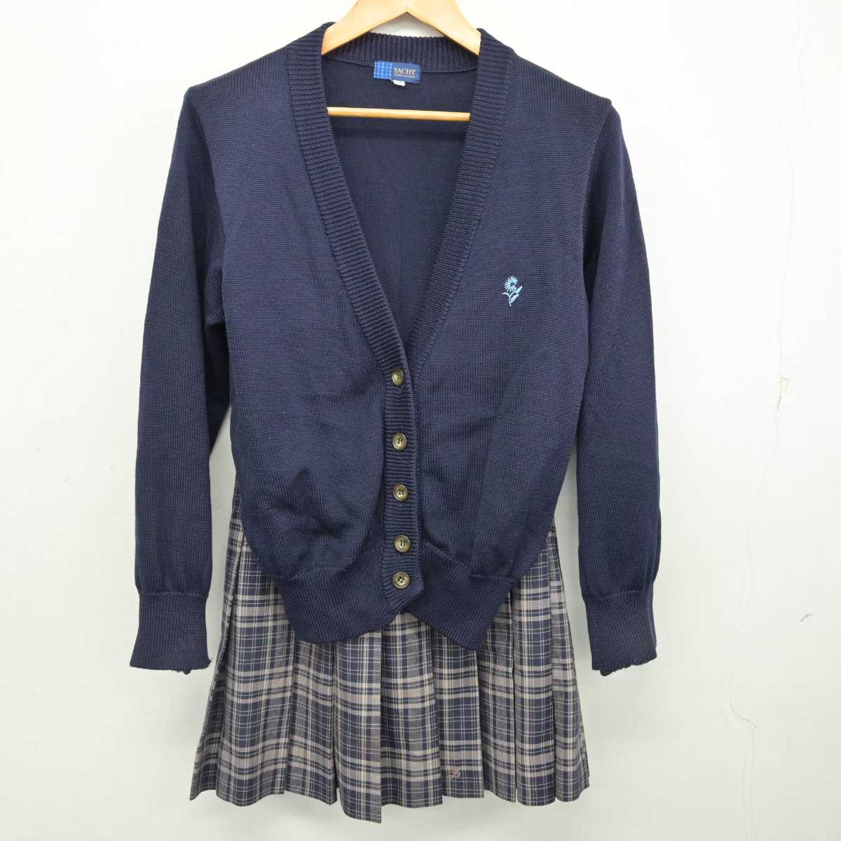 【中古】神奈川県 相模女子大学中学部・高等部 女子制服 2点 (ニット・スカート) sf077316