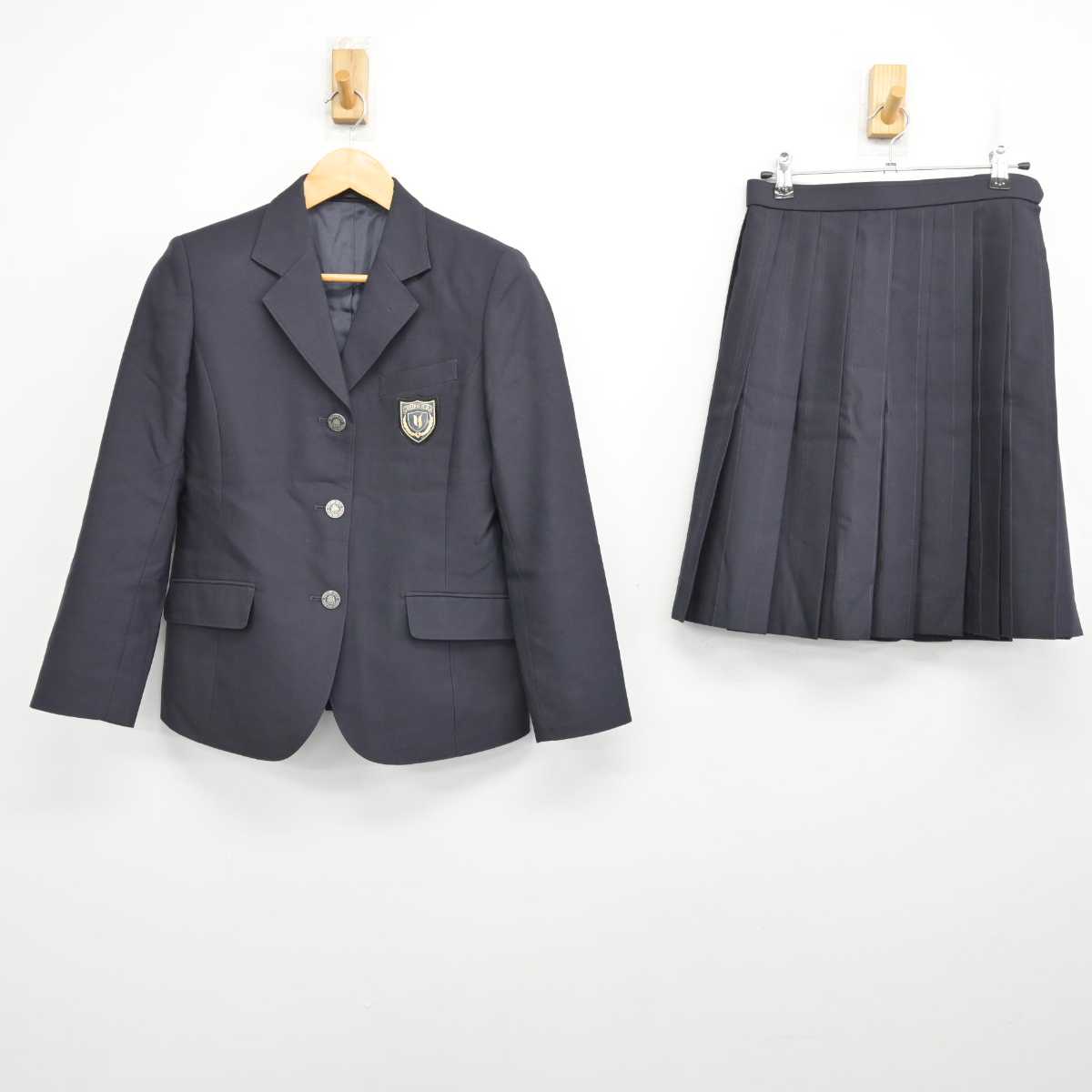 【中古】神奈川県 横浜清風高等学校 女子制服 2点 (ブレザー・スカート) sf077327