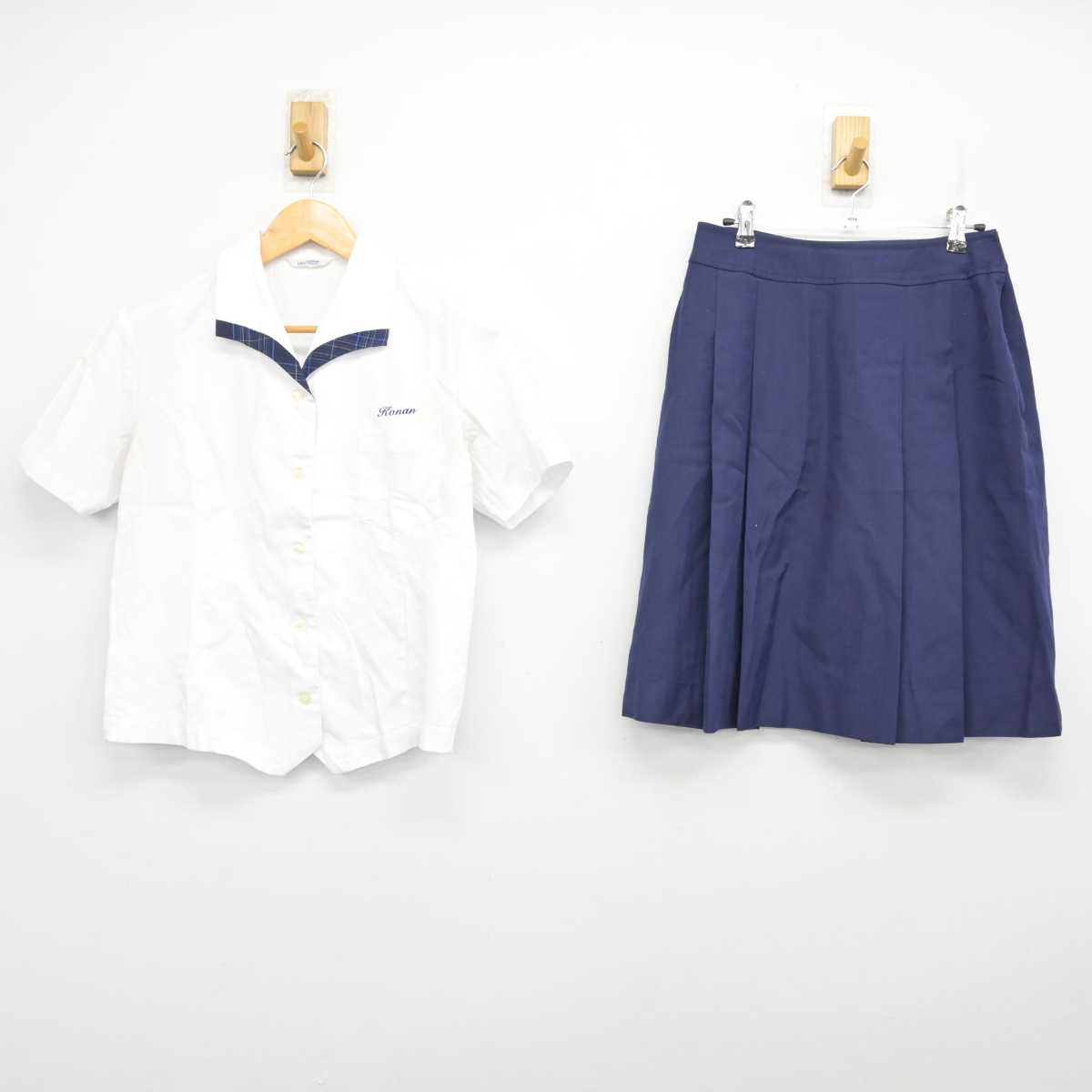 【中古】岡山県 玉野光南高等学校 女子制服 2点 (シャツ・スカート) sf077341