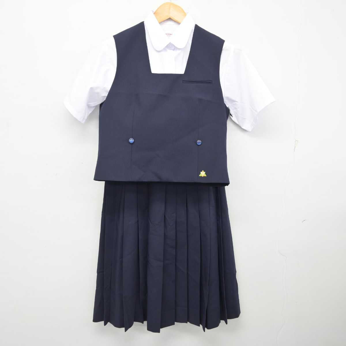 【中古】北海道 東白石中学校 女子制服 3点 (ベスト・シャツ・スカート) sf077353