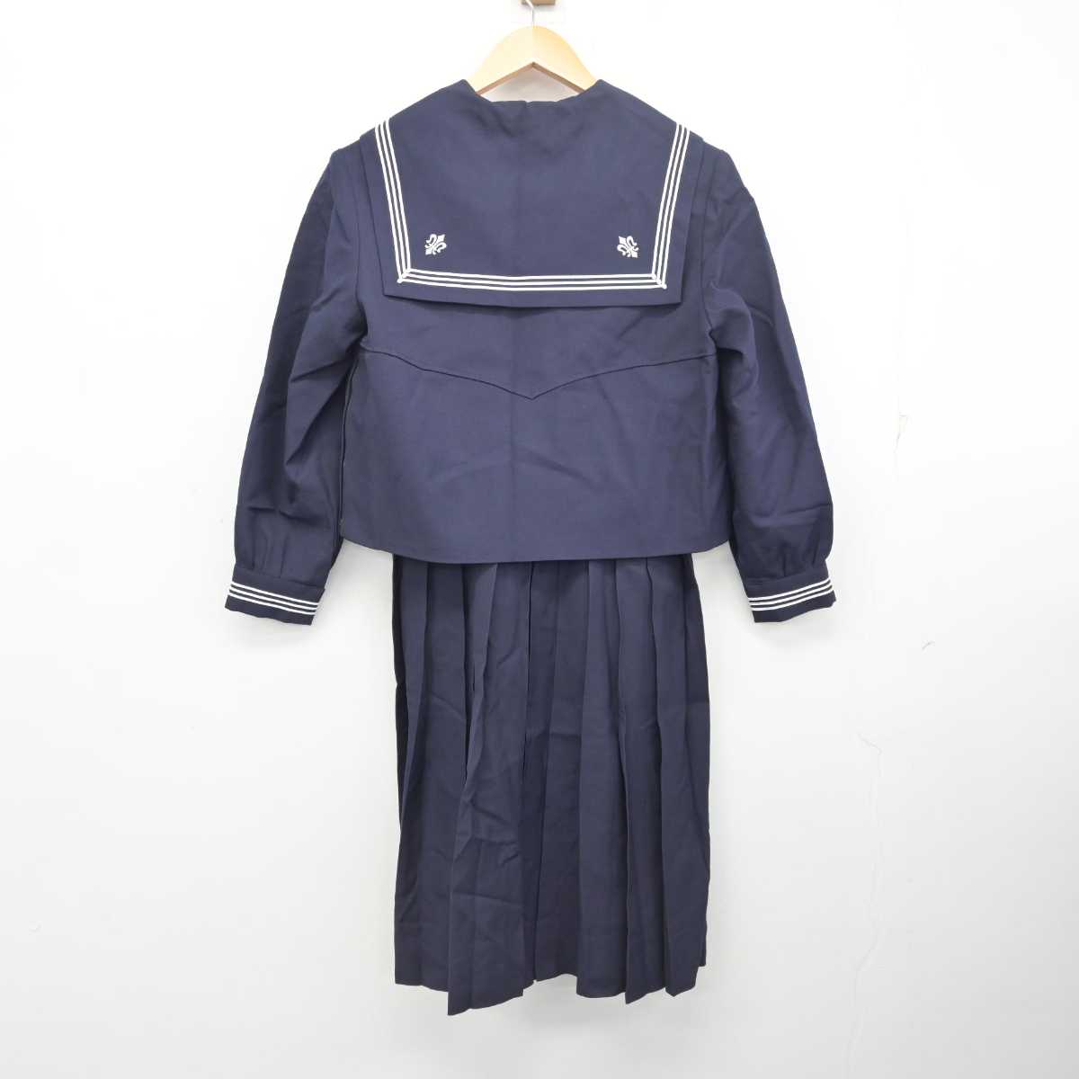 【中古】宮城県 仙台白百合学園中学校・高等学校 女子制服 3点 (セーラー服・ニット・スカート) sf077471