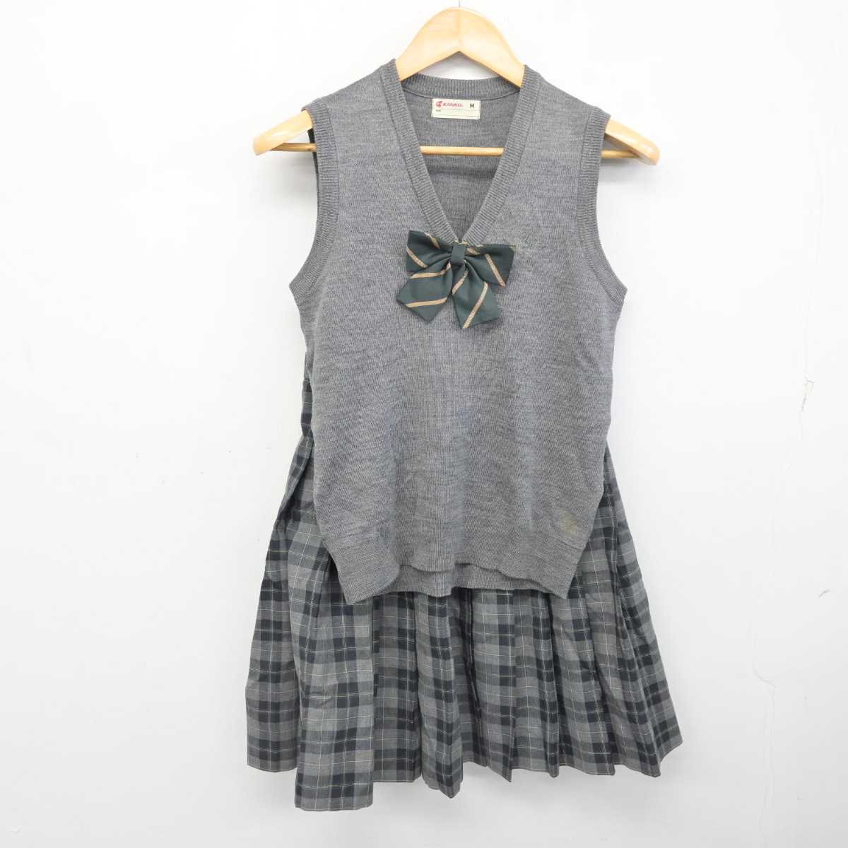 【中古】兵庫県 魚住東中学校 女子制服 3点 (ニットベスト・スカート) sf077504