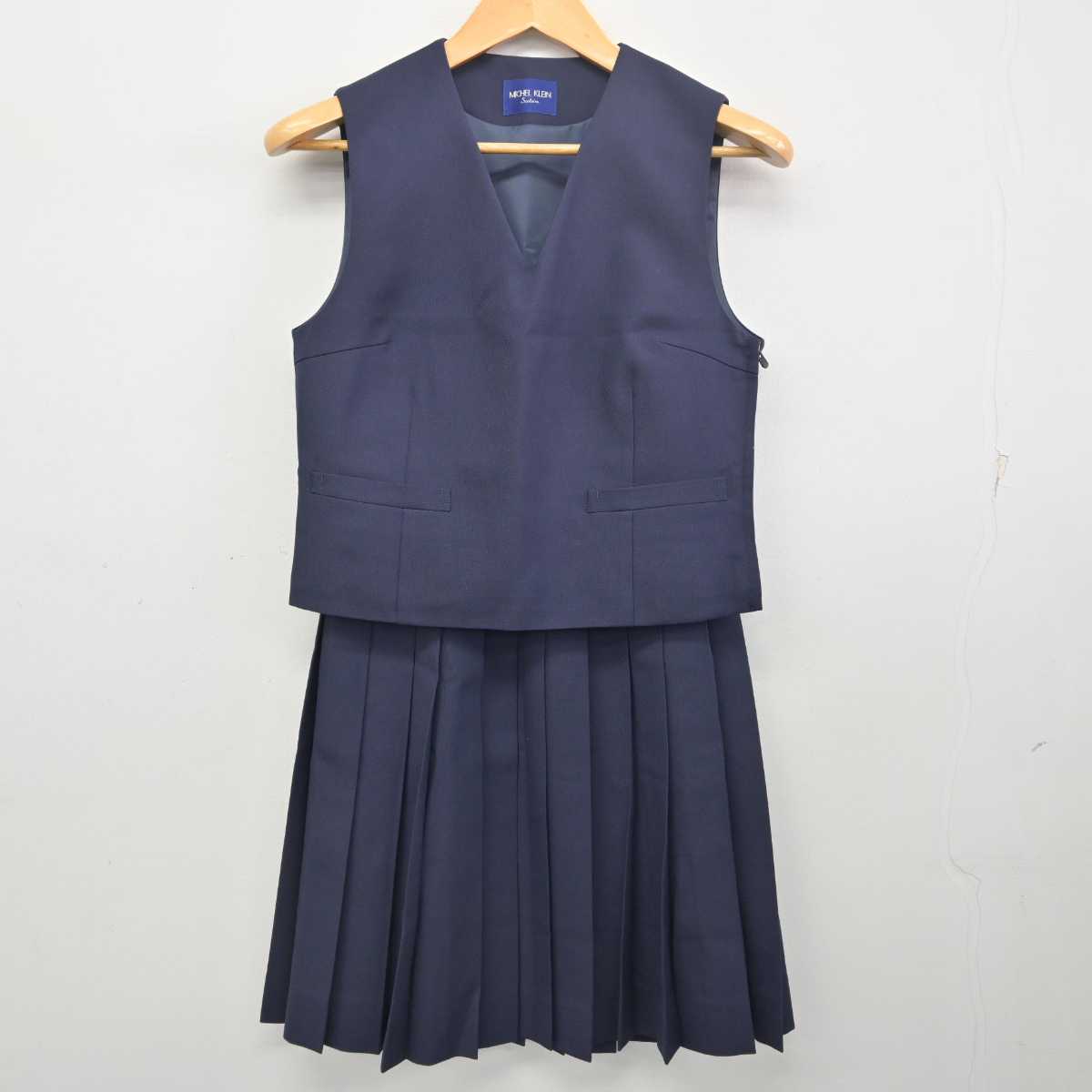 【中古】栃木県 足利市立北中学校 女子制服 3点 (ブレザー・ベスト・スカート) sf077587