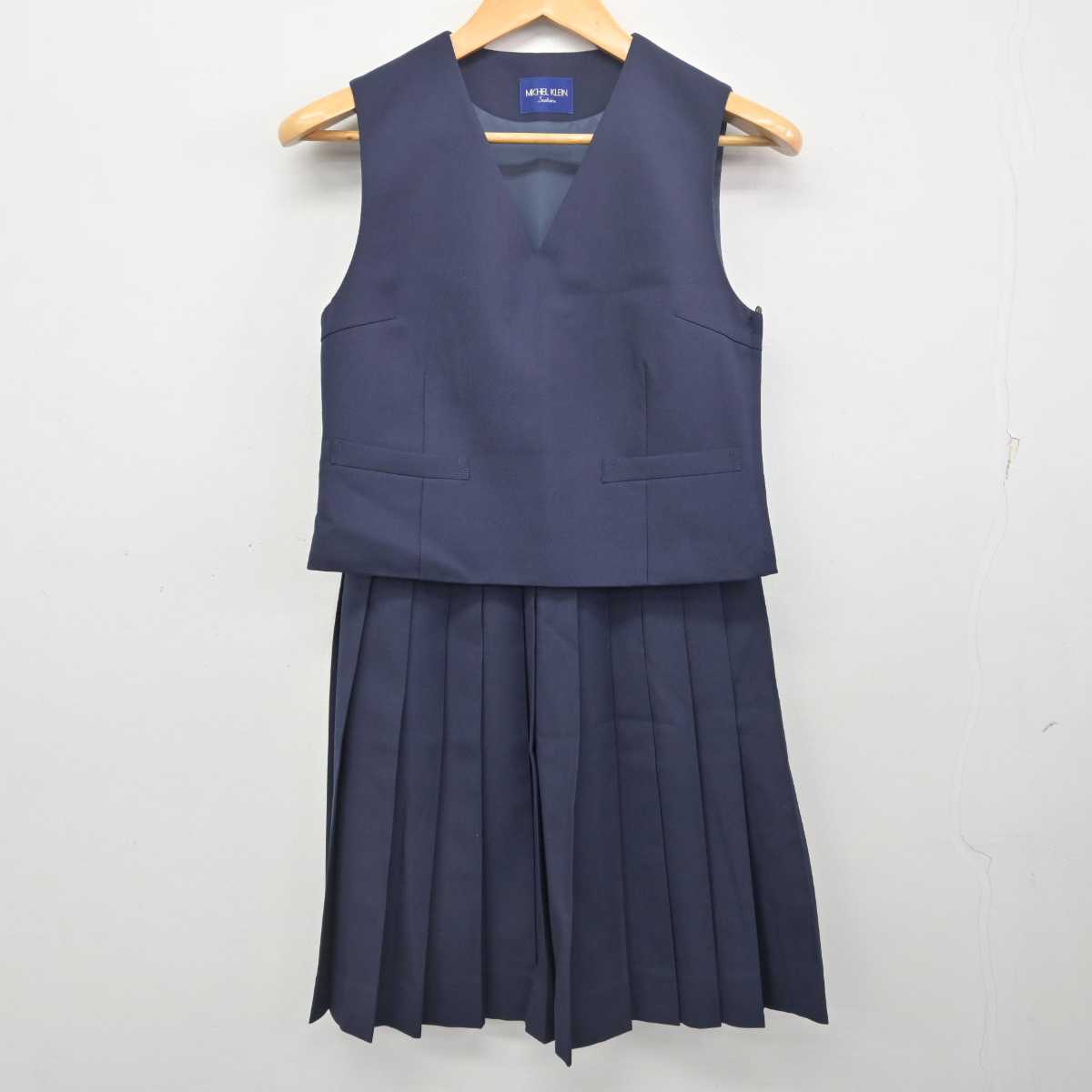 【中古】栃木県 足利市立北中学校 女子制服 3点 (ブレザー・ベスト・スカート) sf077588