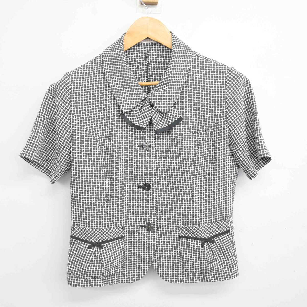 【中古】 事務服 女子制服 4点 (ブラウス) sf077635