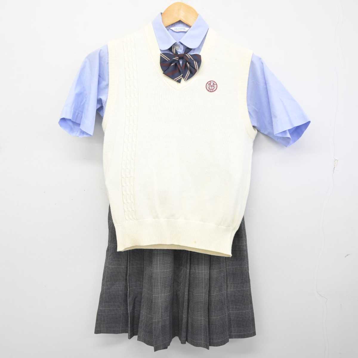 【中古】東京都 朋優学院高等学校 女子制服 4点 (ニットベスト・シャツ・スカート) sf077658