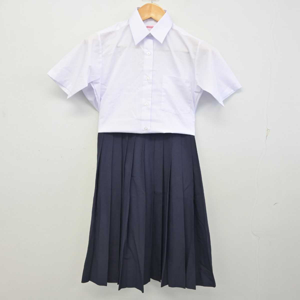 【中古】千葉県 市原市立八幡中学校 女子制服 2点 (シャツ・スカート) sf077663