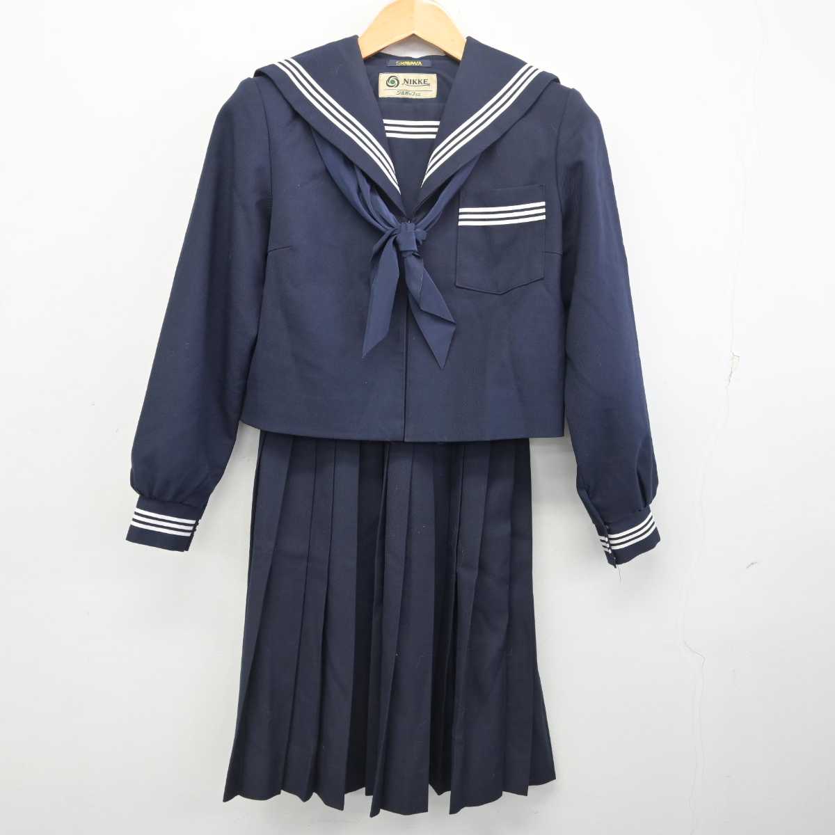 【中古】静岡県 森町立旭が丘中学校 女子制服 3点 (セーラー服・スカート) sf077665