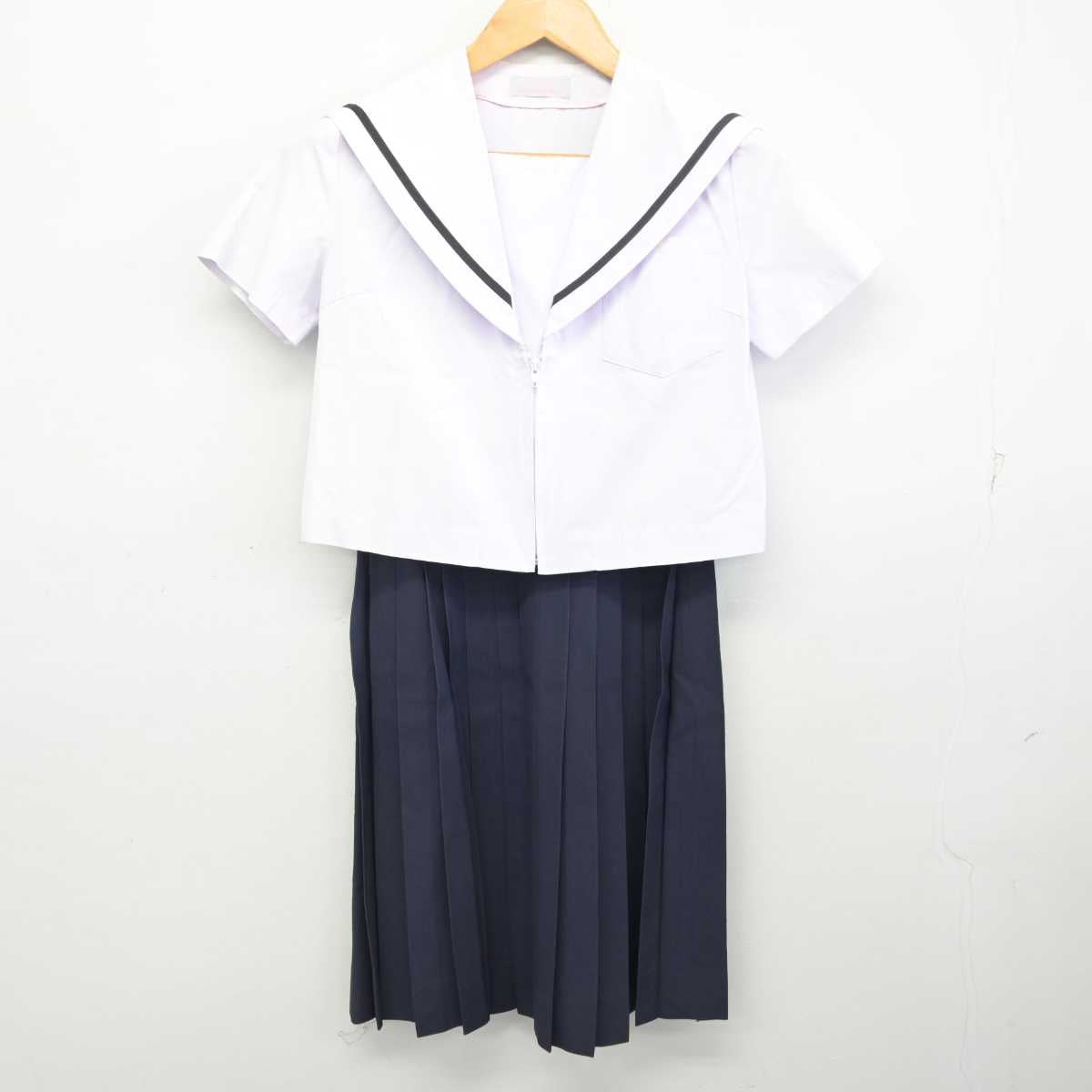 【中古】愛知県 名古屋市立守山中学校 女子制服 3点 (セーラー服・スカート) sf077685