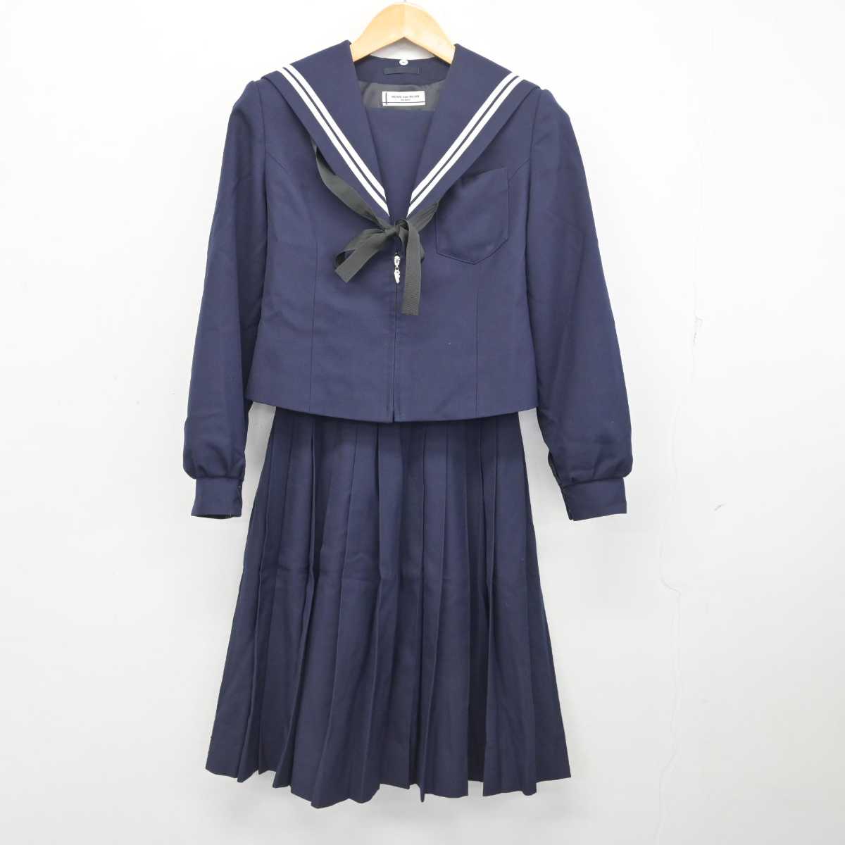 【中古】大阪府 大府中学校 女子制服 3点 (セーラー服・スカート) sf077758