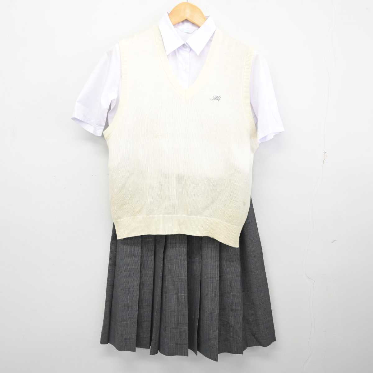 【中古】東京都 松江第四中学校 女子制服 3点 (ニットベスト・シャツ・スカート) sf077830