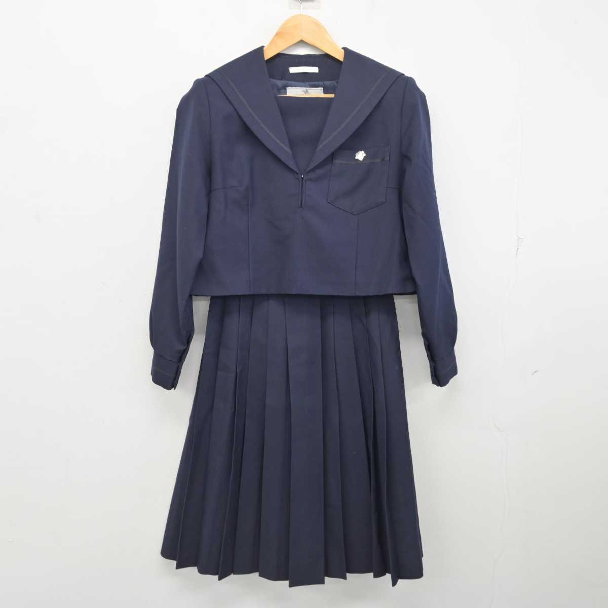 【中古】愛知県 豊橋商業高等学校/旧制服 女子制服 3点 (セーラー服・スカート) sf077869