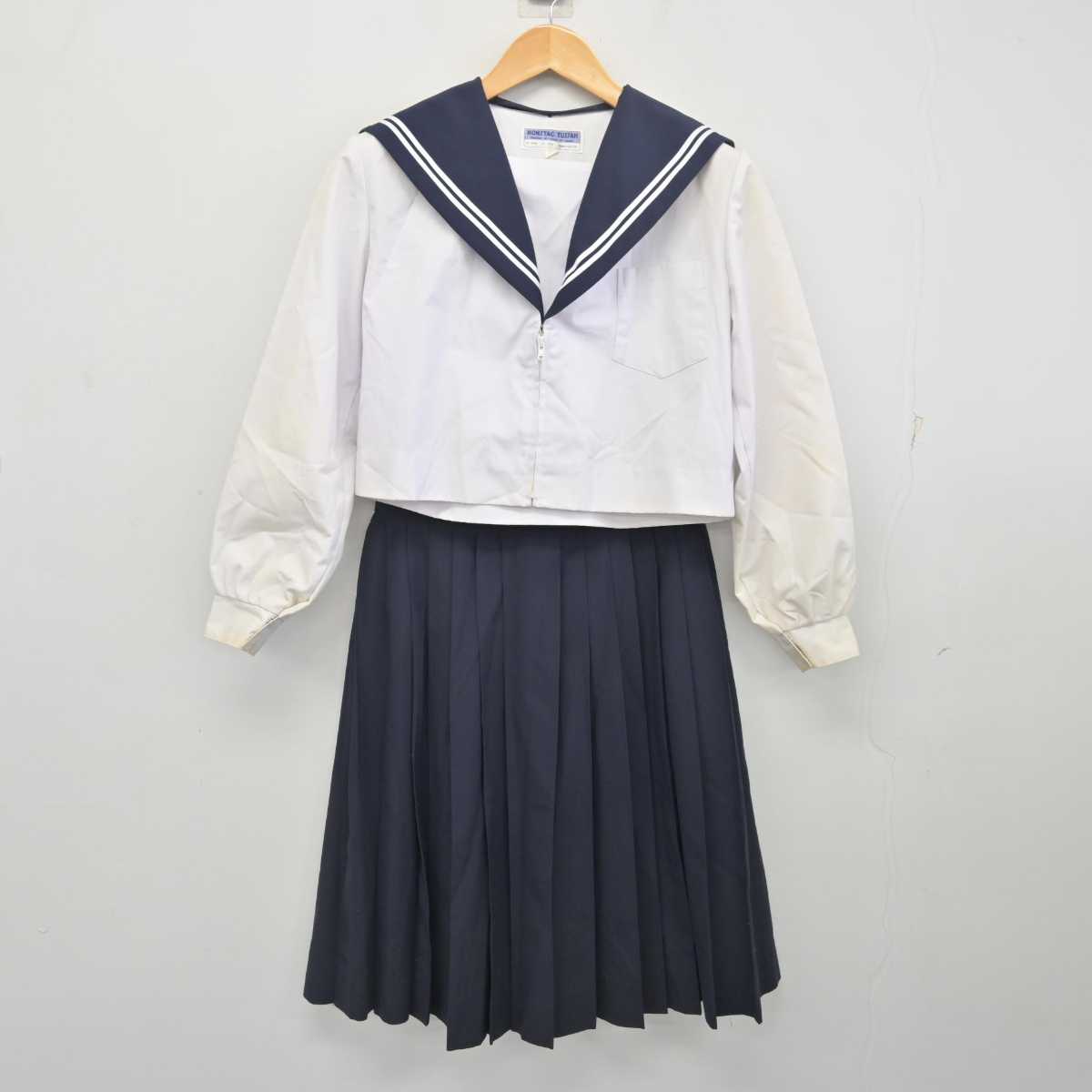 【中古】愛知県 滝ノ水中学校 女子制服 2点 (セーラー服・スカート) sf077900