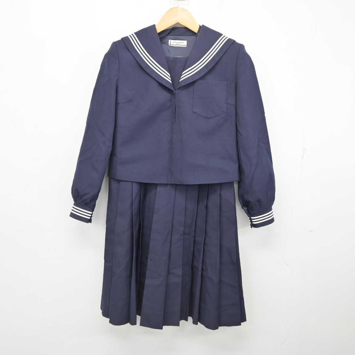 【中古】茨城県 水戸第三高等学校 女子制服 2点 (セーラー服・ジャンパースカート) sf077901