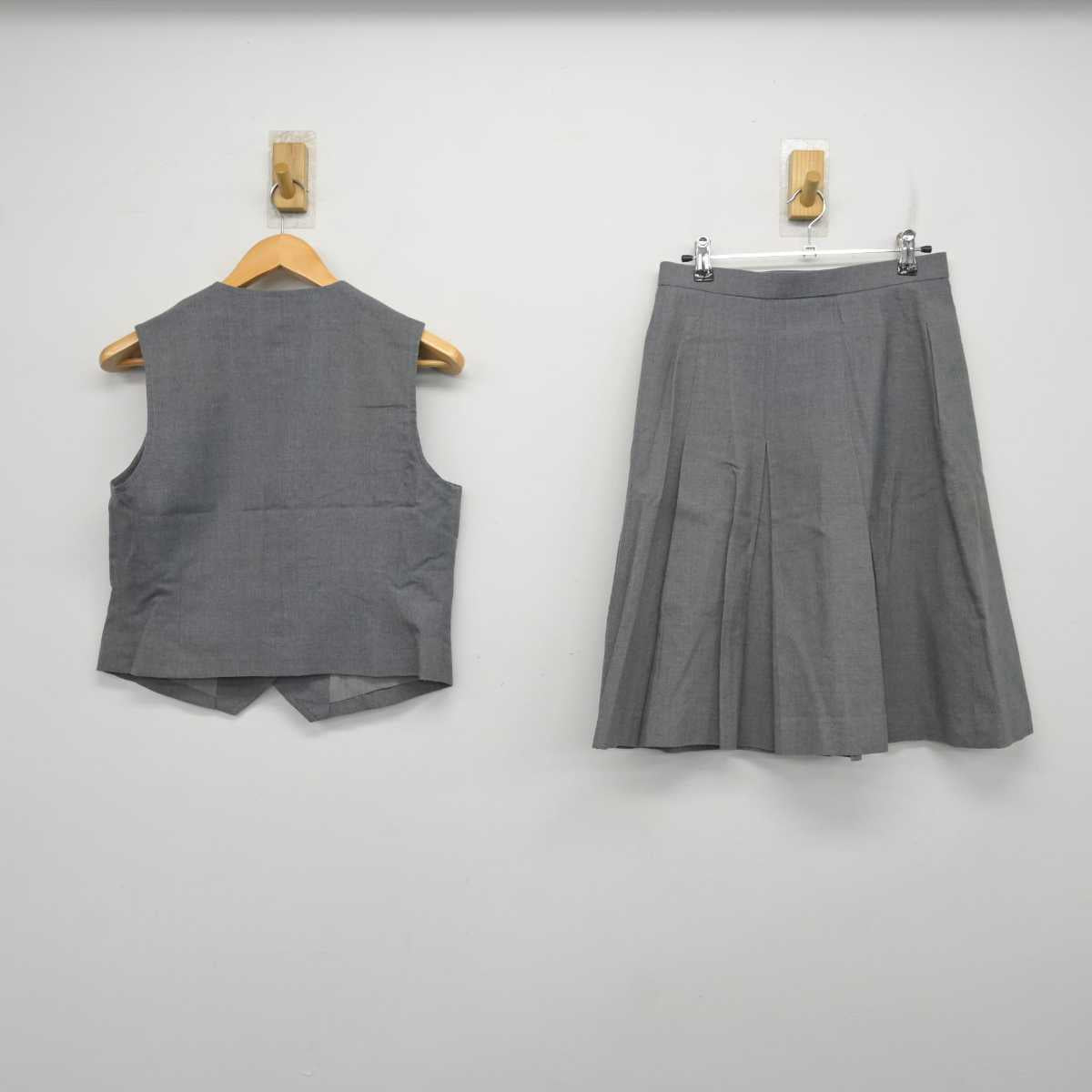 【中古】埼玉県 朝霞西高等学校 女子制服 2点 (ベスト・スカート) sf077938