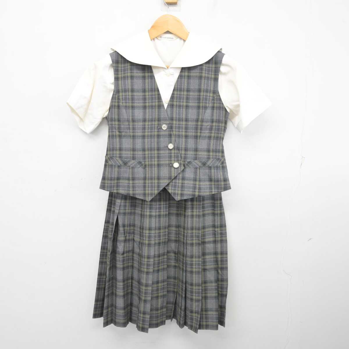 【中古】栃木県 宇都宮文星女子高等学校 女子制服 3点 (ベスト・シャツ・スカート) sf077975