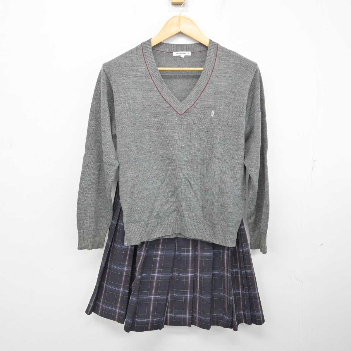 【中古】埼玉県 細田学園高等学校/旧制服 女子制服 4点 (ブレザー・ニット・スカート) sf077984