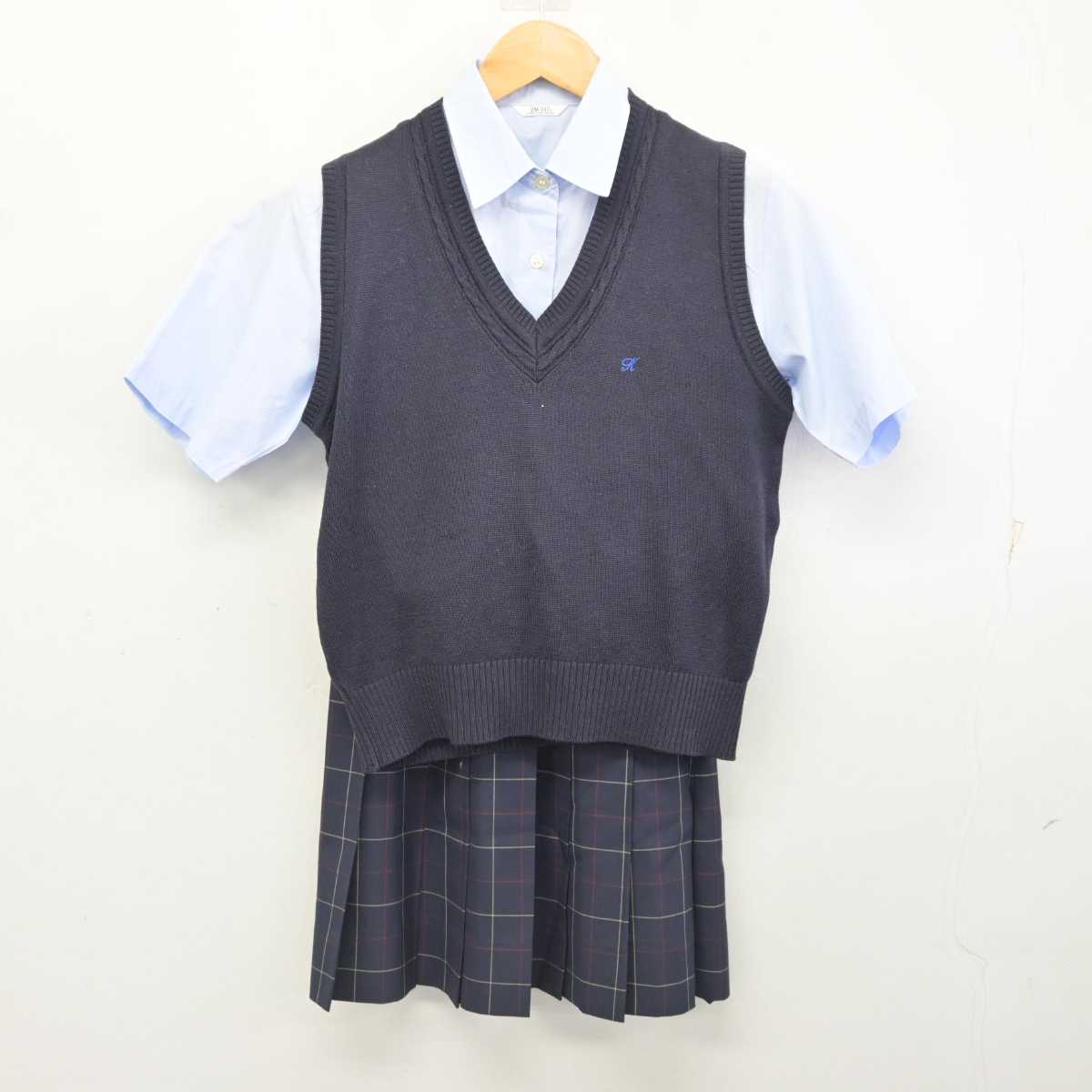 【中古】東京都 吉祥女子高等学校 女子制服 3点 (ニットベスト・シャツ・スカート) sf078002