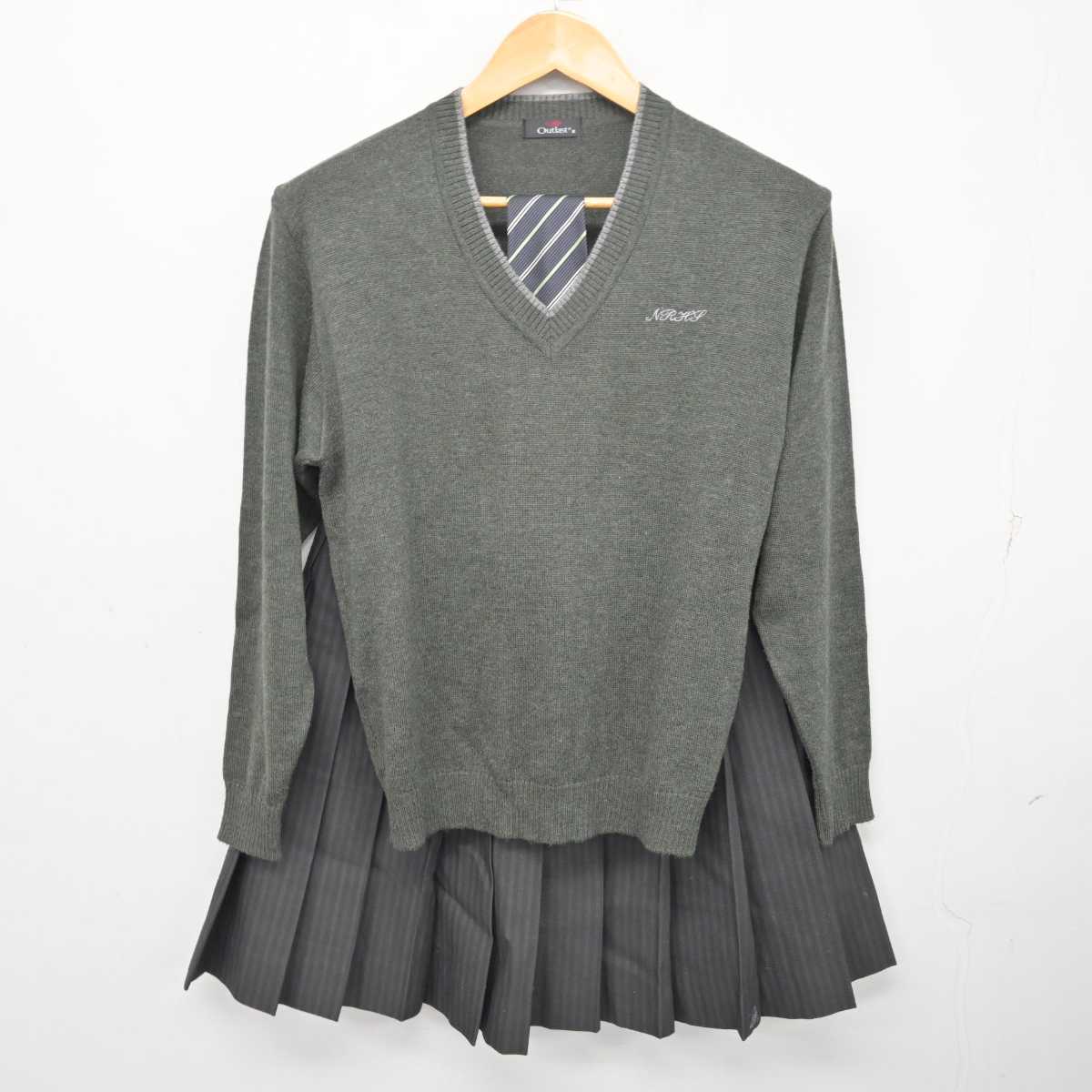 【中古】北海道 北海道札幌南陵高等学校 女子制服 3点 (ニット・スカート) sf078034