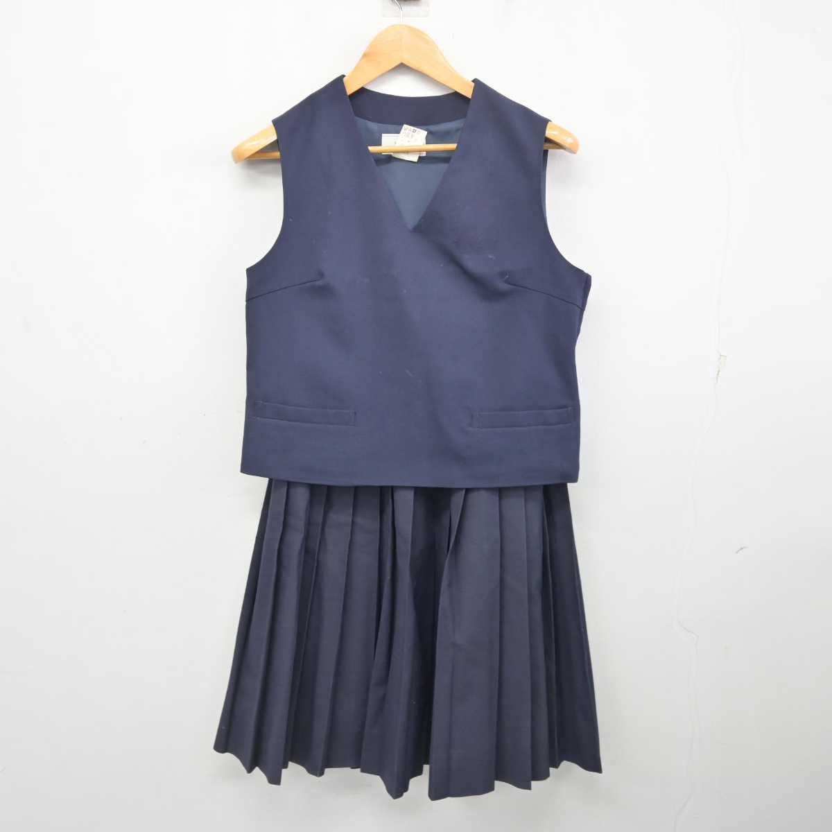 【中古】鳥取県 鳥取市立南中学校 女子制服 2点 (ベスト・スカート) sf078080