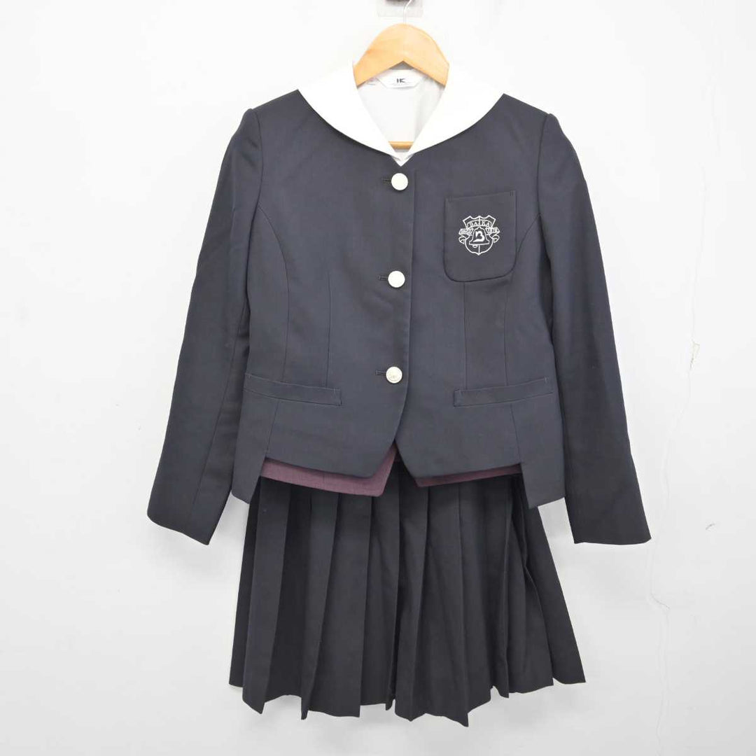 制服 | 学校生活 | 梅花中学校 梅花高等学校