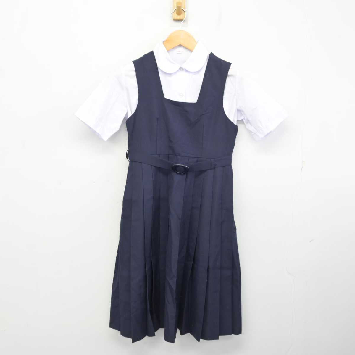 【中古】埼玉県 谷塚中学校 女子制服 2点 (シャツ・ジャンパースカート) sf078210