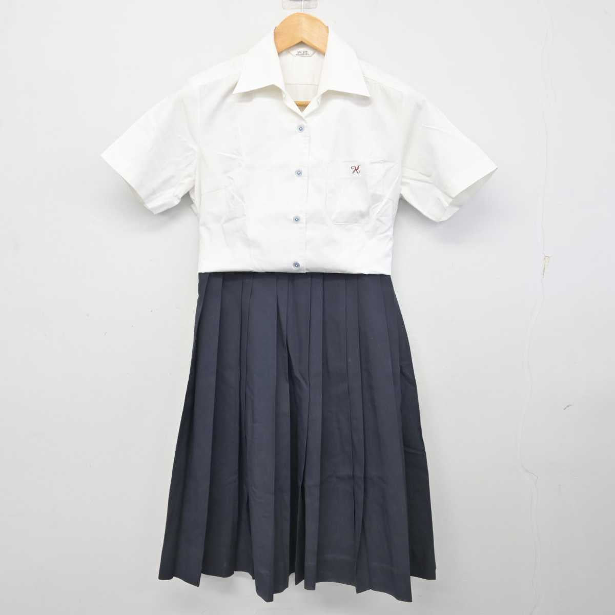 【中古】奈良県 橿原高等学校 女子制服 2点 (シャツ・スカート) sf078247