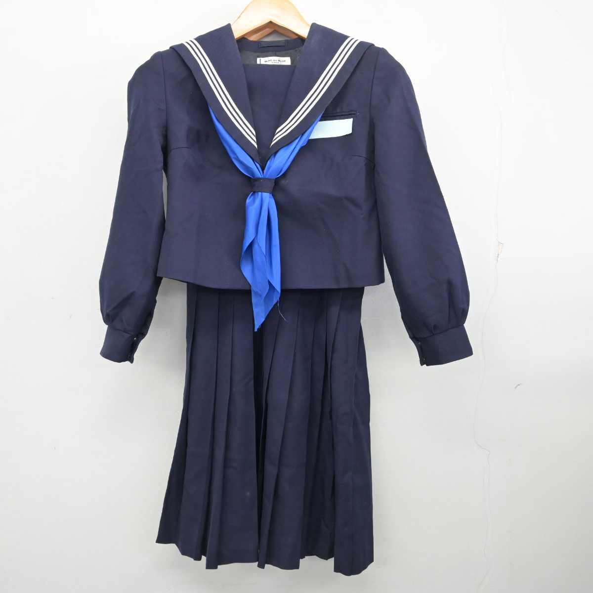 【中古】福岡県 津屋崎中学校 女子制服 3点 (セーラー服・スカート) sf078251