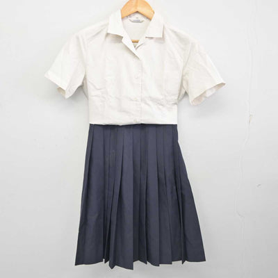 【中古】福岡県 津屋崎中学校 女子制服 2点 (シャツ・スカート) sf078253