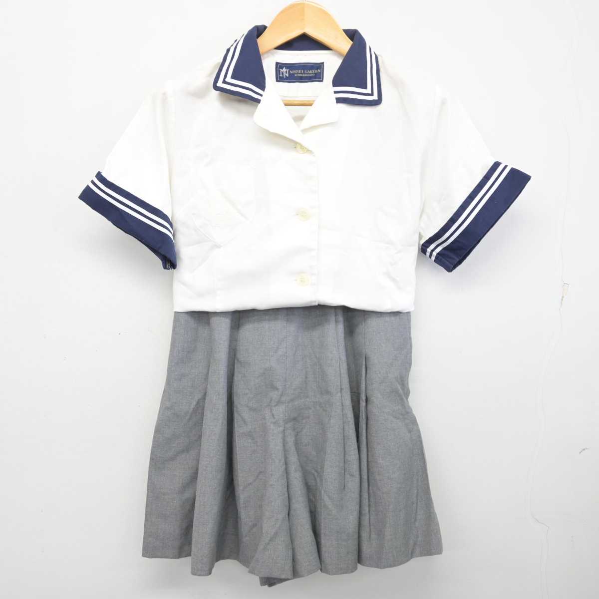 【中古】三重県 日生学園第一高等学校/旧制服 女子制服 3点 (ブラウス・スカート) sf078275