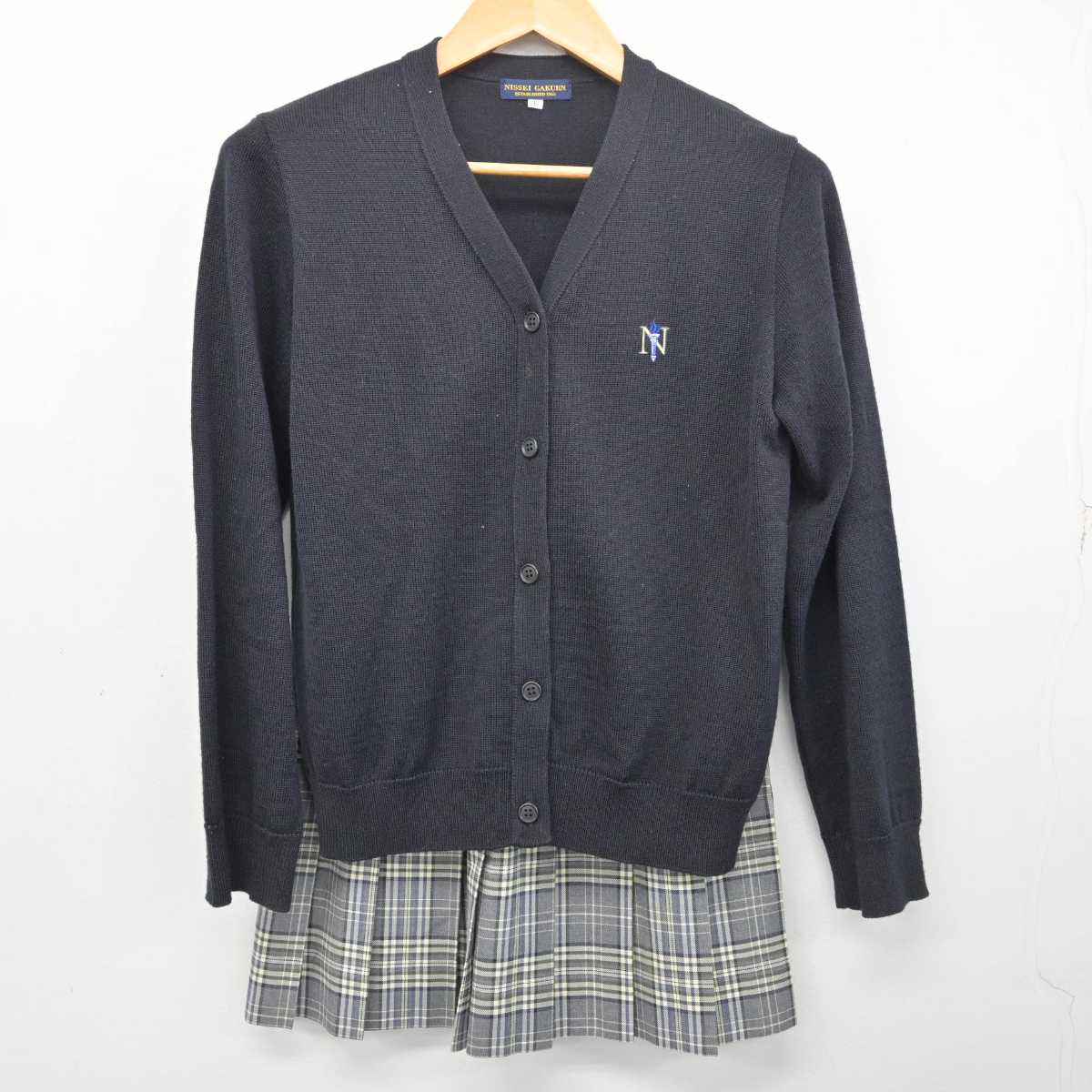 【中古】三重県 日生学園第一高等学校 女子制服 4点 (ブレザー・ニット・スカート) sf078276