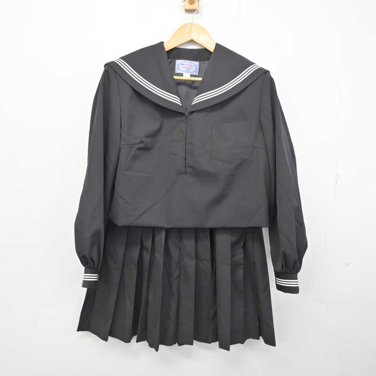 【中古】愛知県 高浜中学校 女子制服 2点 (セーラー服・スカート) sf078280