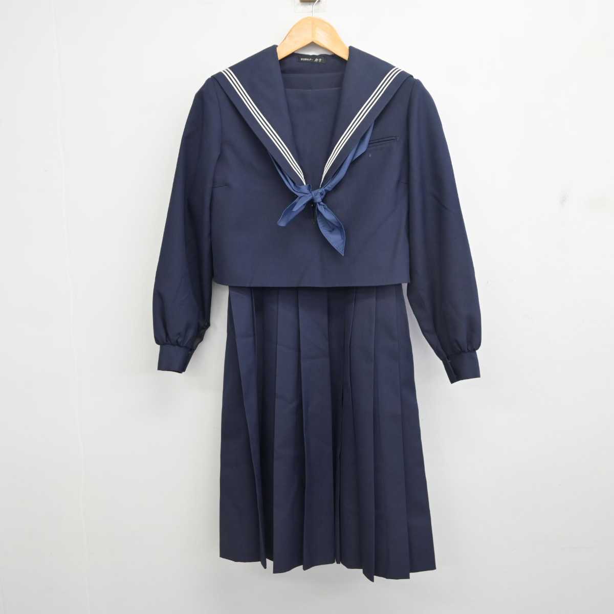 【中古】福岡県 香椎第二中学校 女子制服 3点 (セーラー服・ジャンパースカート) sf078369