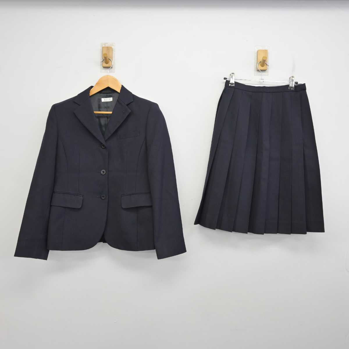 【中古】福岡県 中村学園女子高等学校/旧制服 女子制服 2点 (ブレザー・スカート) sf078373