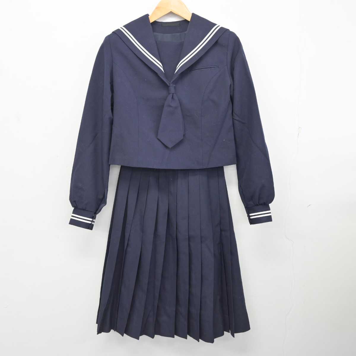 【中古】静岡県 富士岡中学校 女子制服 3点 (セーラー服・スカート) sf078472