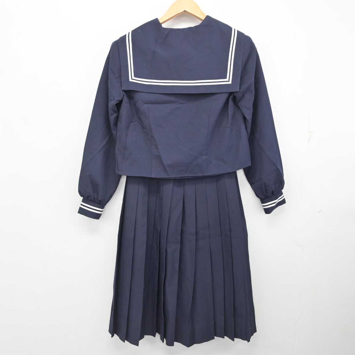 【中古】静岡県 富士岡中学校 女子制服 3点 (セーラー服・スカート) sf078473