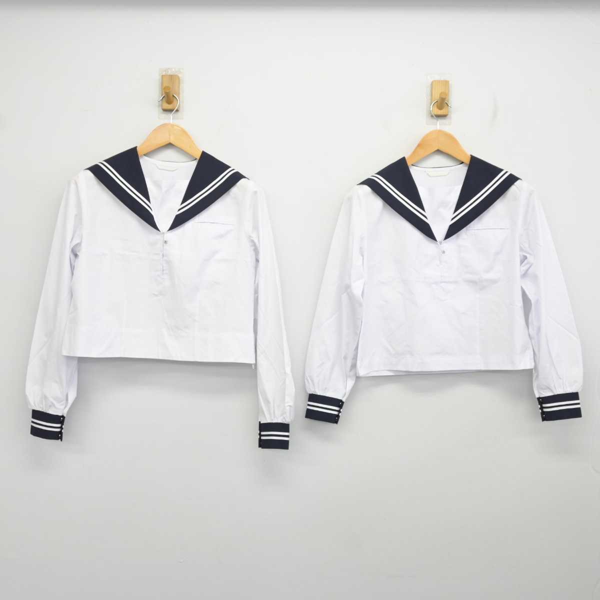 【中古】静岡県 富士岡中学校 女子制服 2点 (セーラー服) sf078476