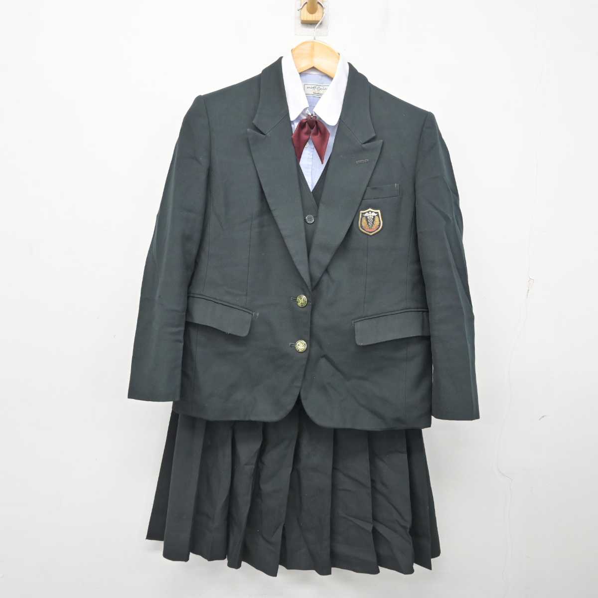 【中古】長崎県 佐世保商業高等学校 女子制服 5点 (ブレザー・ベスト・シャツ・スカート) sf078516