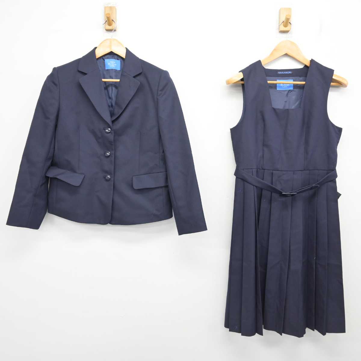 【中古】茨城県 土浦第二高等学校 女子制服 2点 (ブレザー・ジャンパースカート) sf078535