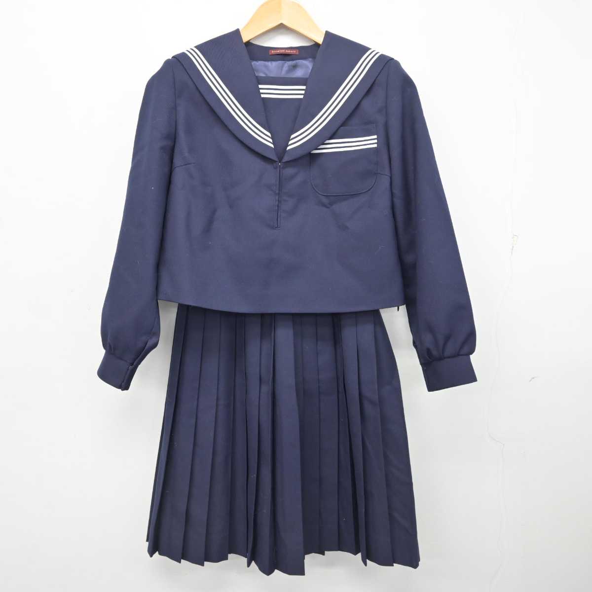 【中古】岐阜県 赤坂中学校 女子制服 3点 (セーラー服・スカート) sf078570