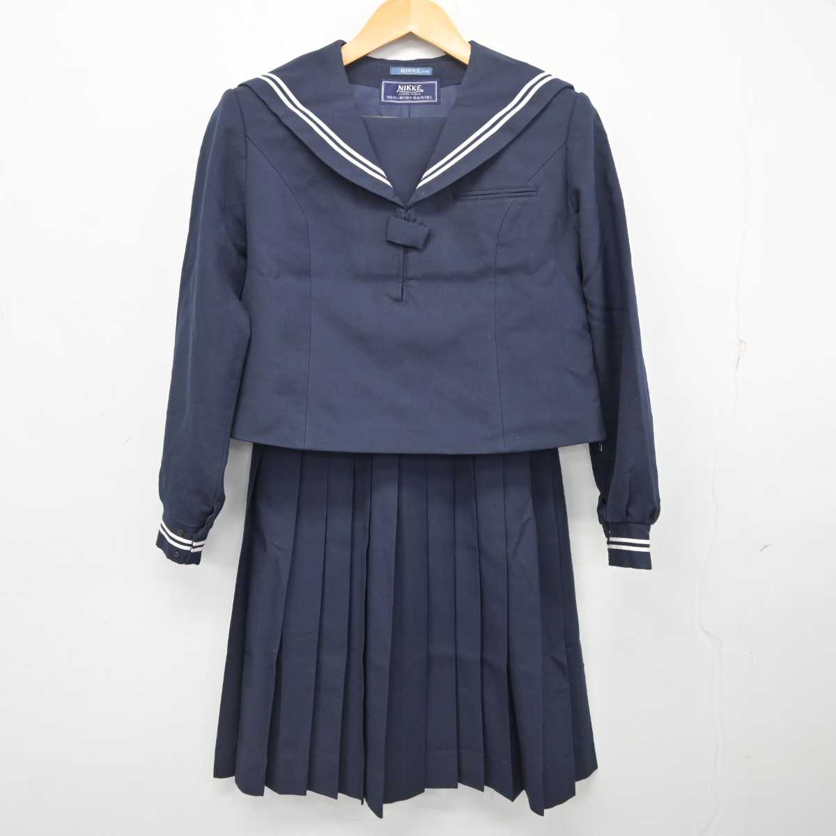 【中古】福島県 湯本第二中学校 女子制服 2点 (セーラー服・スカート) sf078580