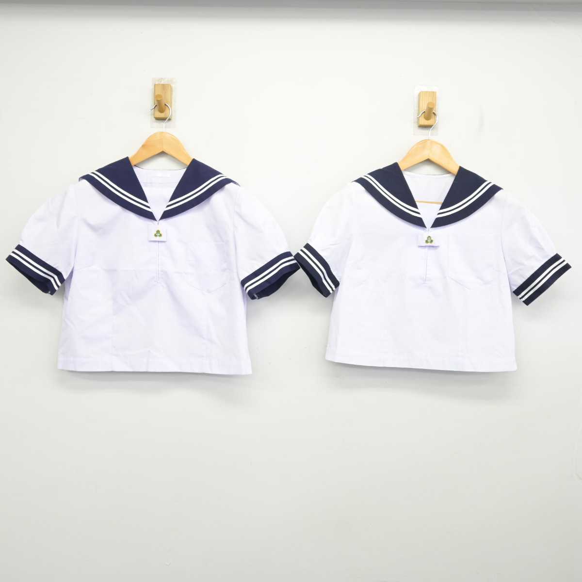 【中古】福島県 湯本第二中学校 女子制服 2点 (セーラー服) sf078583