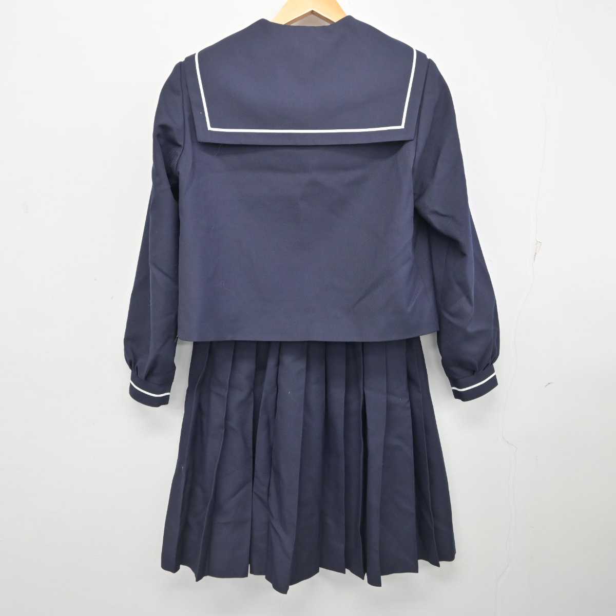 【中古】石川県 野々市中学校 女子制服 3点 (セーラー服・スカート) sf078594