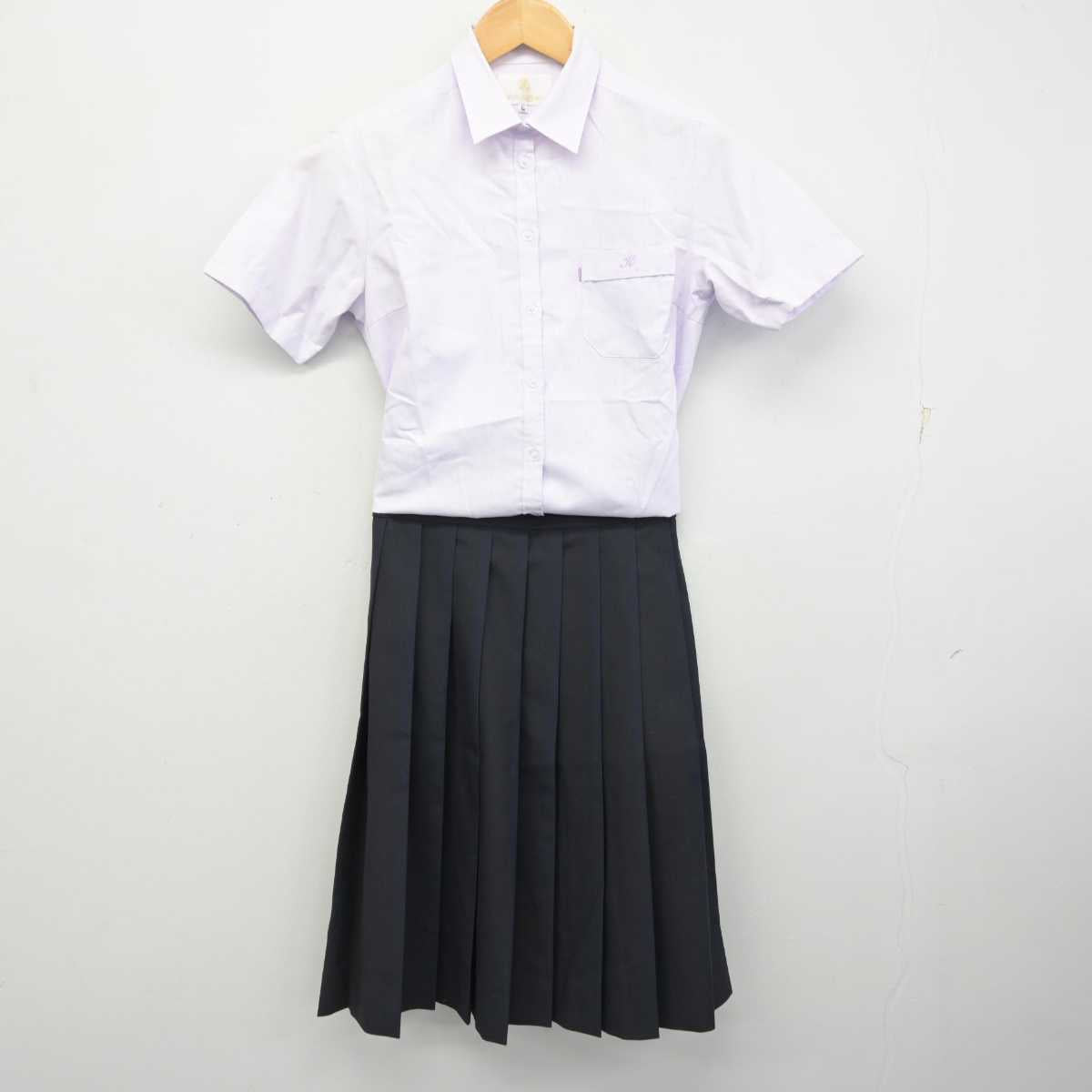 【中古】東京都 共立女子高等学校 女子制服 2点 (シャツ・スカート) sf078628