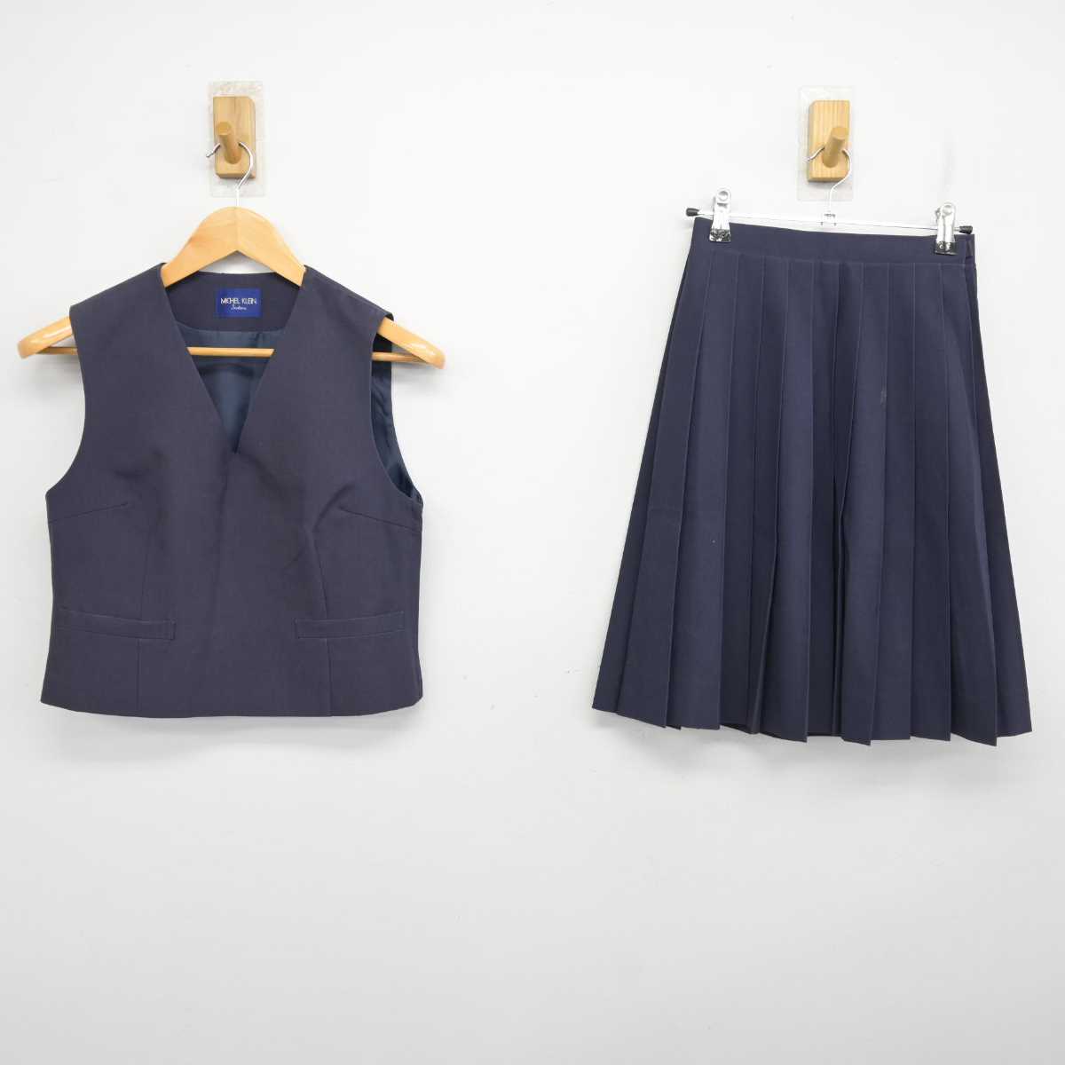 【中古】神奈川県 大和中学校 女子制服 2点 (ベスト・スカート) sf078686