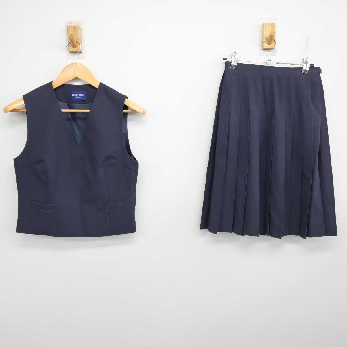 【中古】神奈川県 大和中学校 女子制服 2点 (ベスト・スカート) sf078688