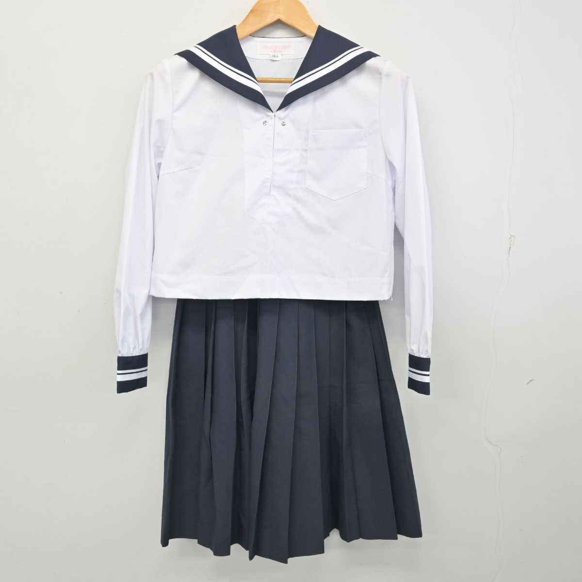 【中古】高知県 土佐女子中学高等学校 女子制服 2点 (セーラー服・スカート) sf078739