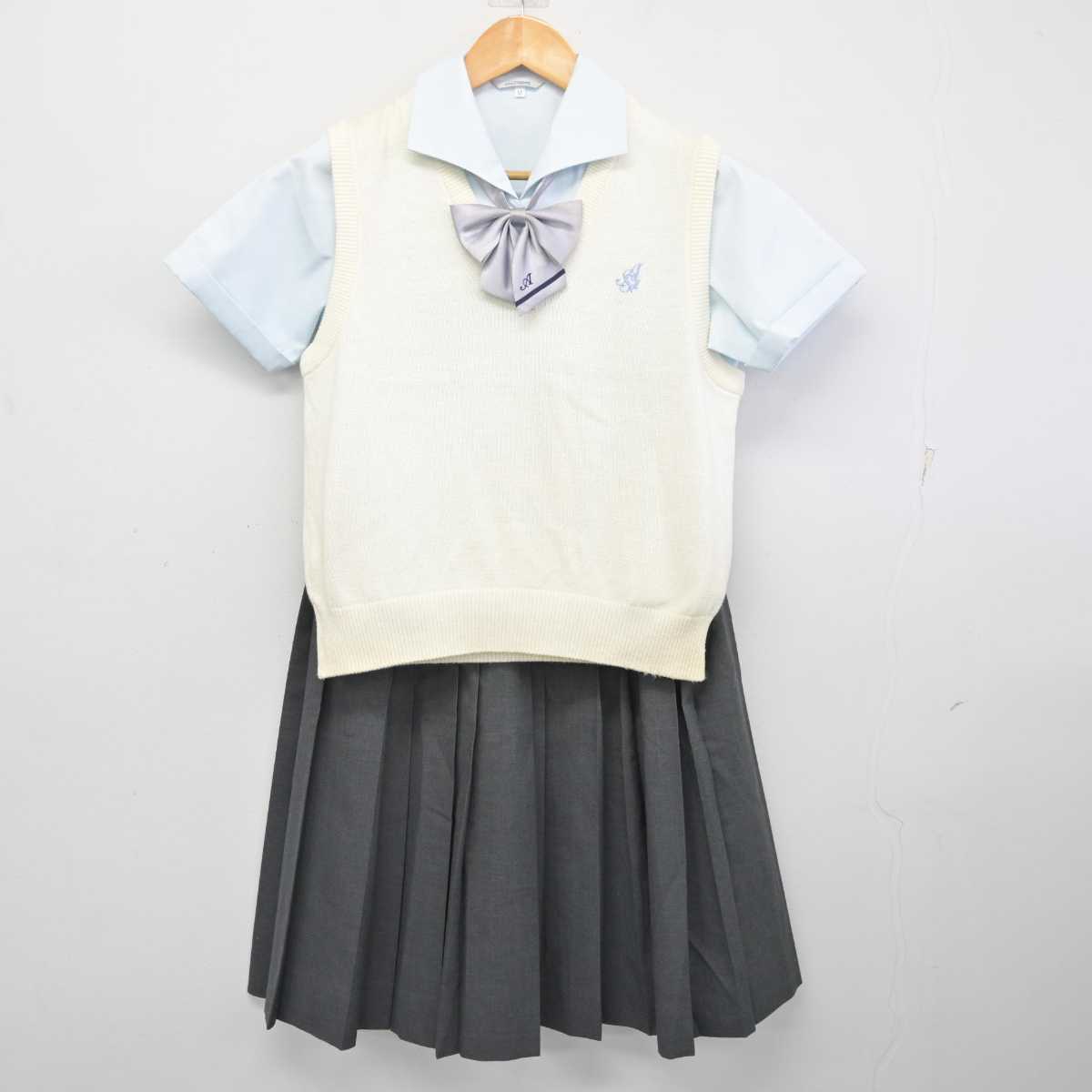 【中古】兵庫県 相生産業高等学校 女子制服 4点 (ニットベスト・シャツ・スカート) sf078743