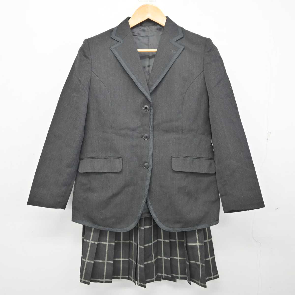 【中古】東京都 嘉悦学園かえつ有明中学校 女子制服 3点 (ブレザー・ニット・スカート) sf078748