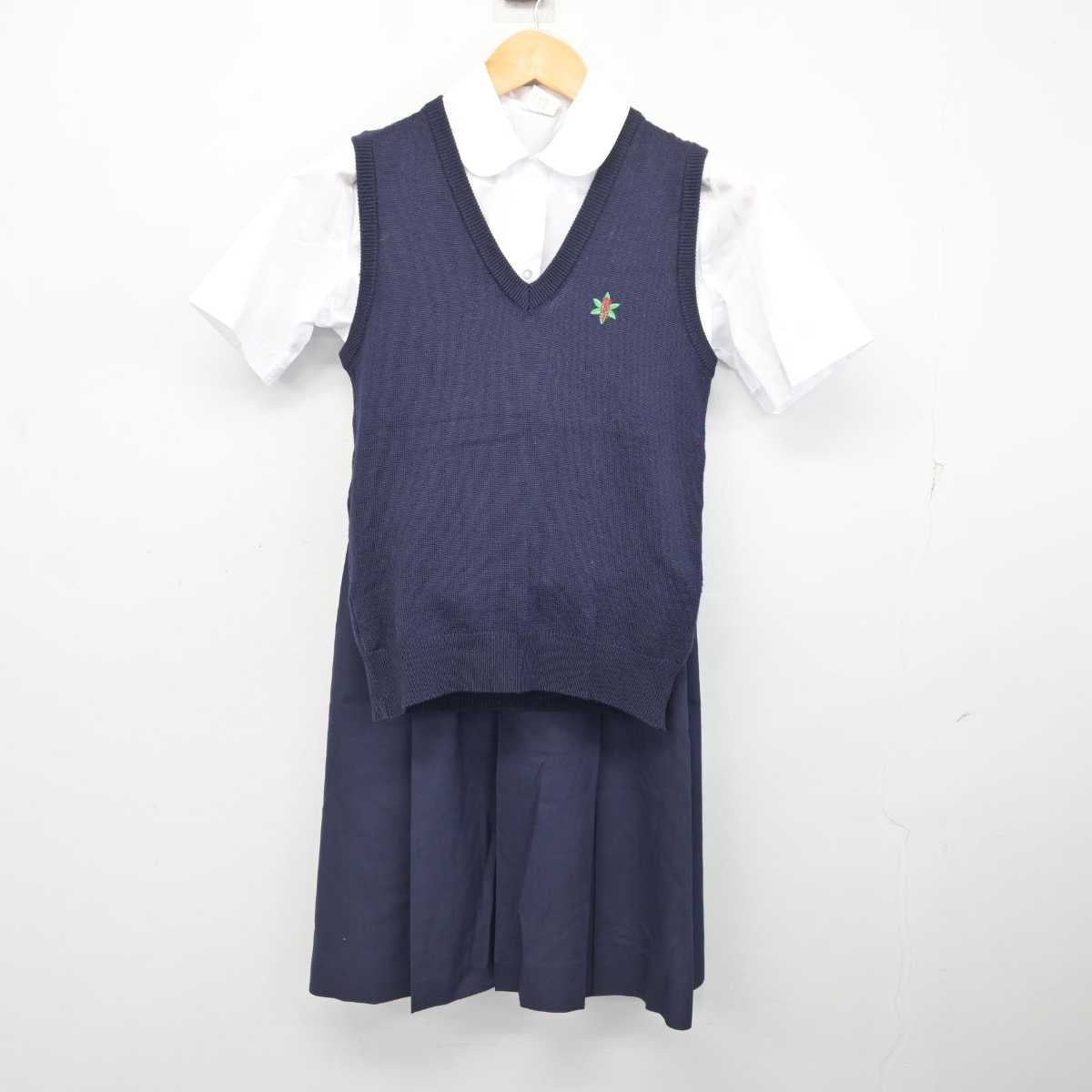 【中古】東京都 大田区立御園中学校 女子制服 3点 (ニットベスト・シャツ・スカート) sf078807